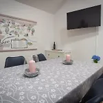 Cuckoo's Alpine Nest Appartement *