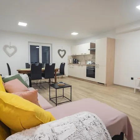 Cuckoo's Alpine Nest * Lesce (Upper Carniola)