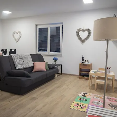 Cuckoo's Alpine Nest Apartma Lesce (Upper Carniola)