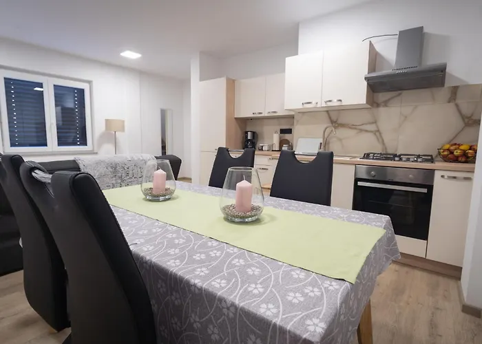 アパート Cuckoo's Alpine Nest